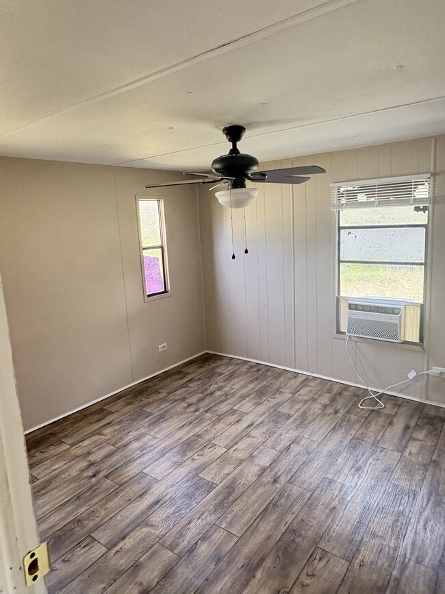 Building Photo - 2114 Cliffwood Rd