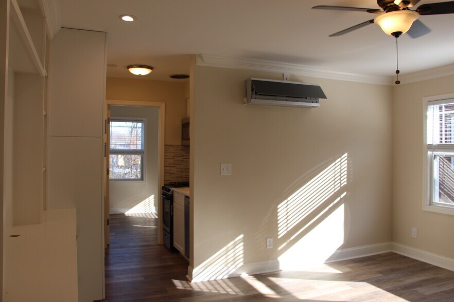 Building Photo - 720 North Monroe Street