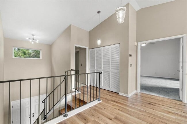 Building Photo - 846 Glades Ct