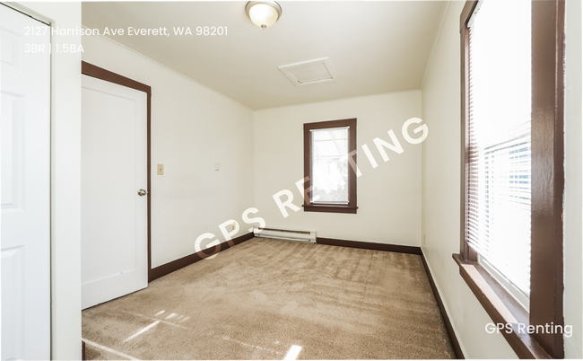 Building Photo - 2127 Harrison Ave