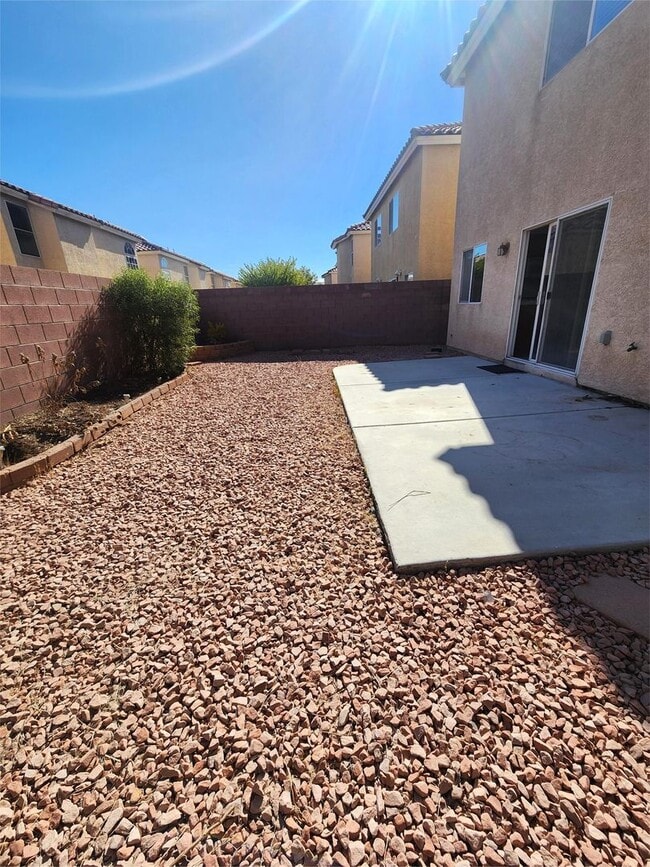 Building Photo - Freshly Painted 3-Bedroom Two-Story Home w...