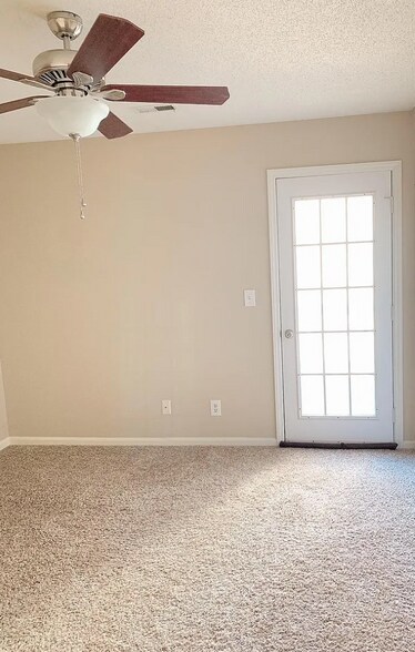 2nd bedroom - 648 Balfour Rd