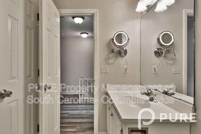 Building Photo - 341 Rutledge Pl