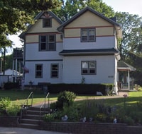 Building Photo - 150 Main St