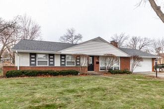 Building Photo - 1240 Warrington Rd