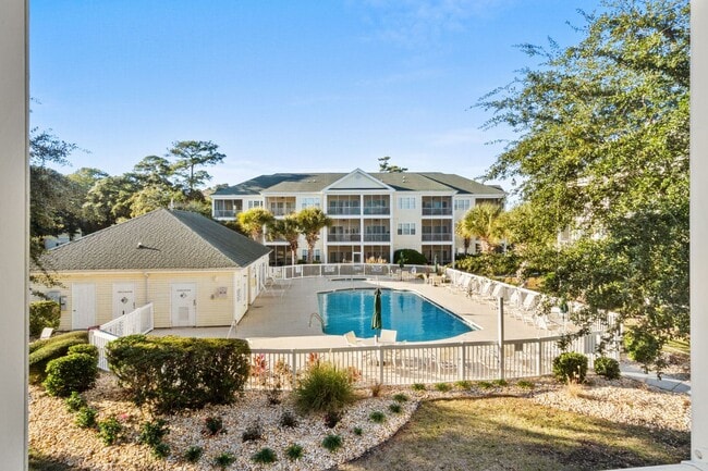 Building Photo - Spacious 3BR Condo in Gated Ocean Keyes