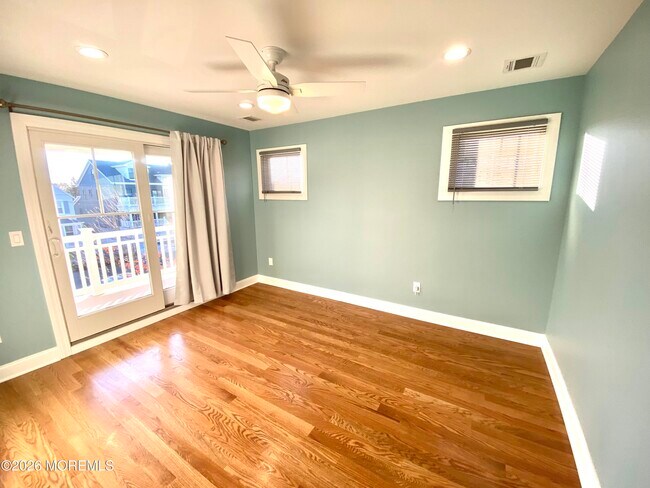Building Photo - 508 McCabe Ave