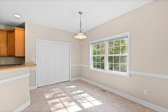 Building Photo - Charming 3-Bedroom Home in Prime Raleigh L...