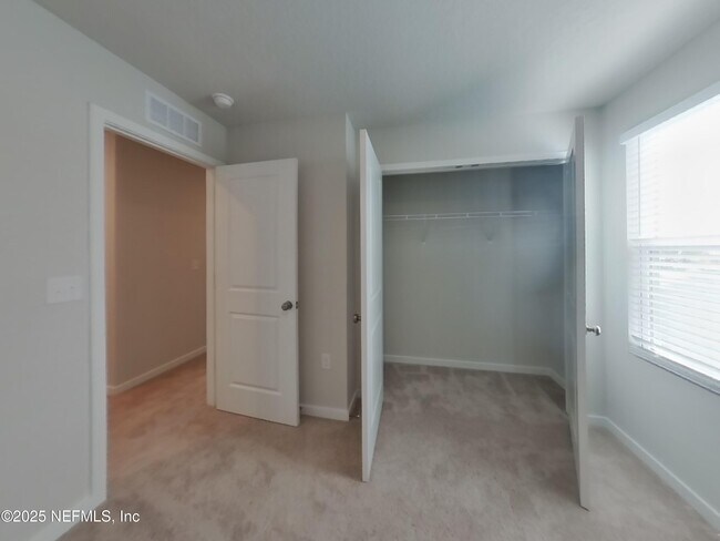 Building Photo - 14918 Macadamia Ln