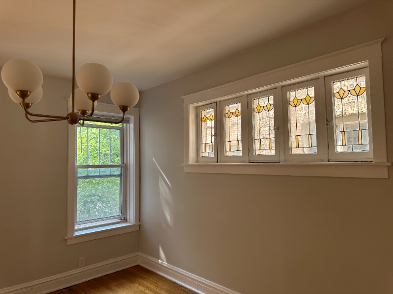 Building Photo - 4237 N Ashland Ave