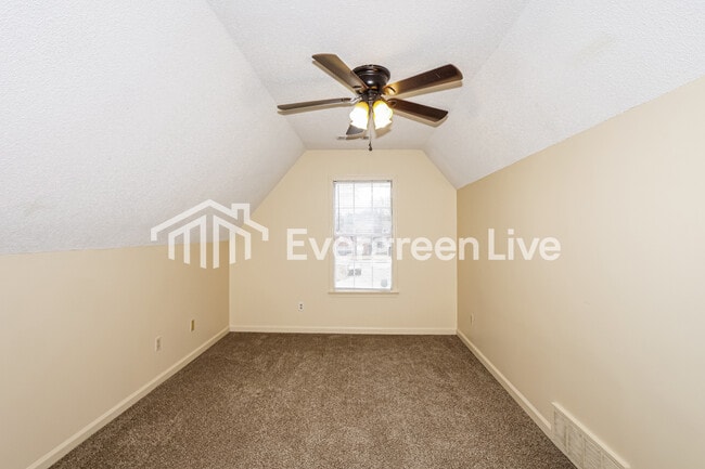 Building Photo - 7330 Appling Meadow Cove