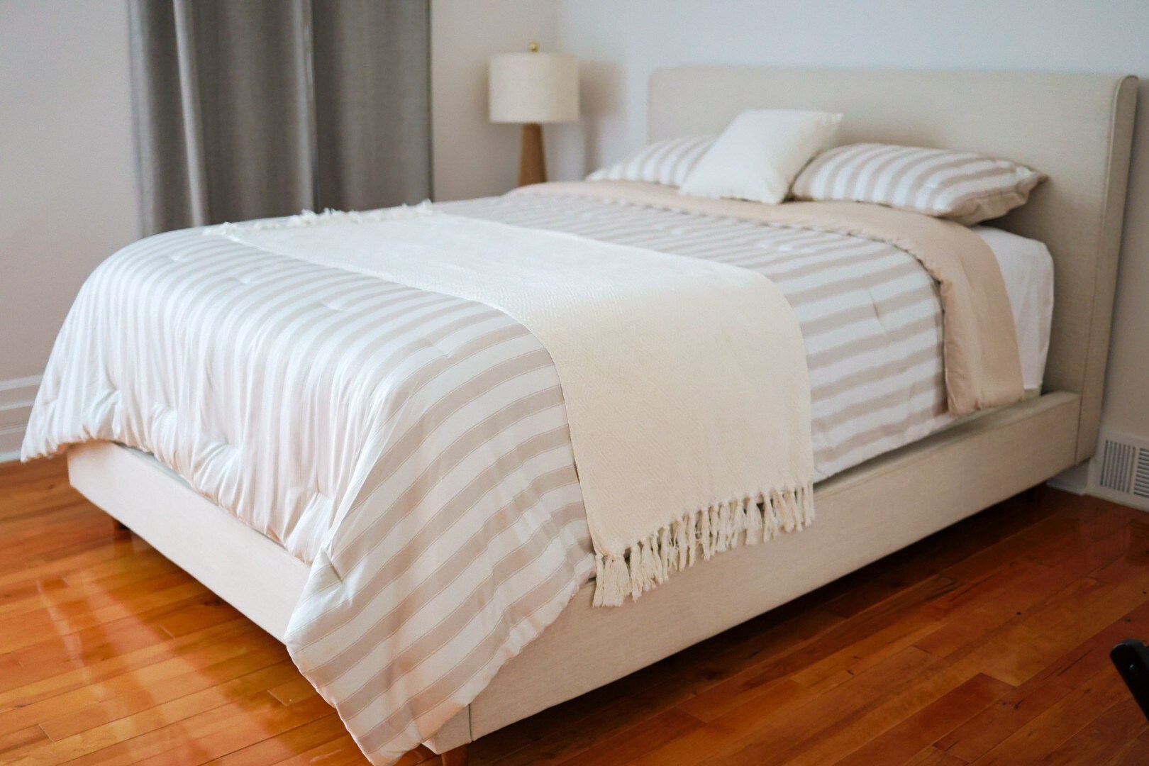 Building Photo - 5104 Abigail Dr