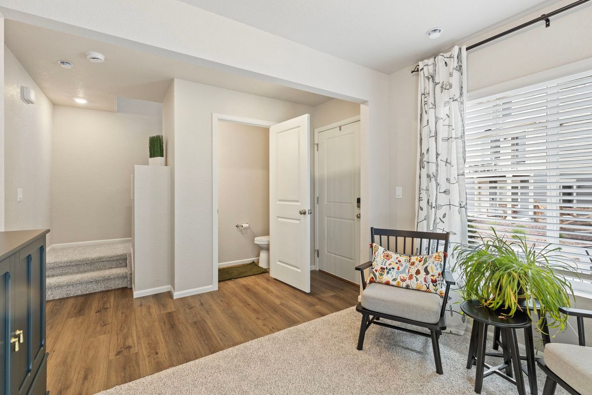 Building Photo - 9440 Oro City Loop
