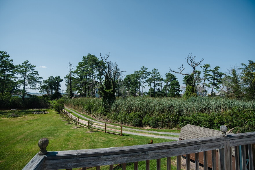 Building Photo - 5277 Main St