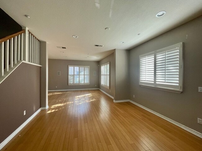 Building Photo - Glenwood, Riverside Gated Community