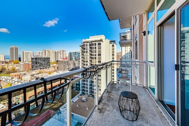 Building Photo - 230 W Division St