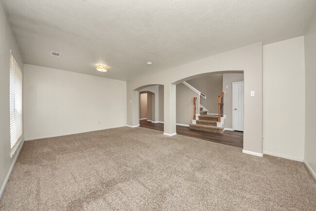 Building Photo - 1802 Whispering Forest Dr