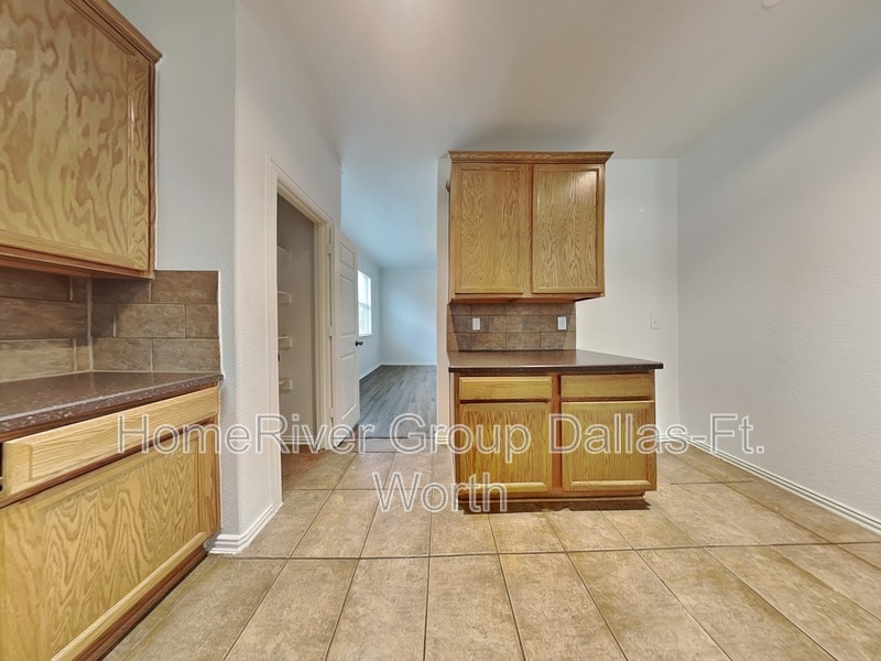 Building Photo - 11528 Henderson Dr