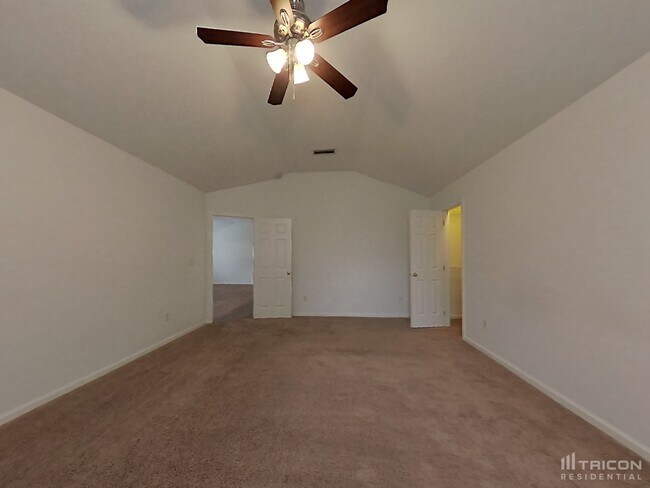 Building Photo - 12750 Guernsey St