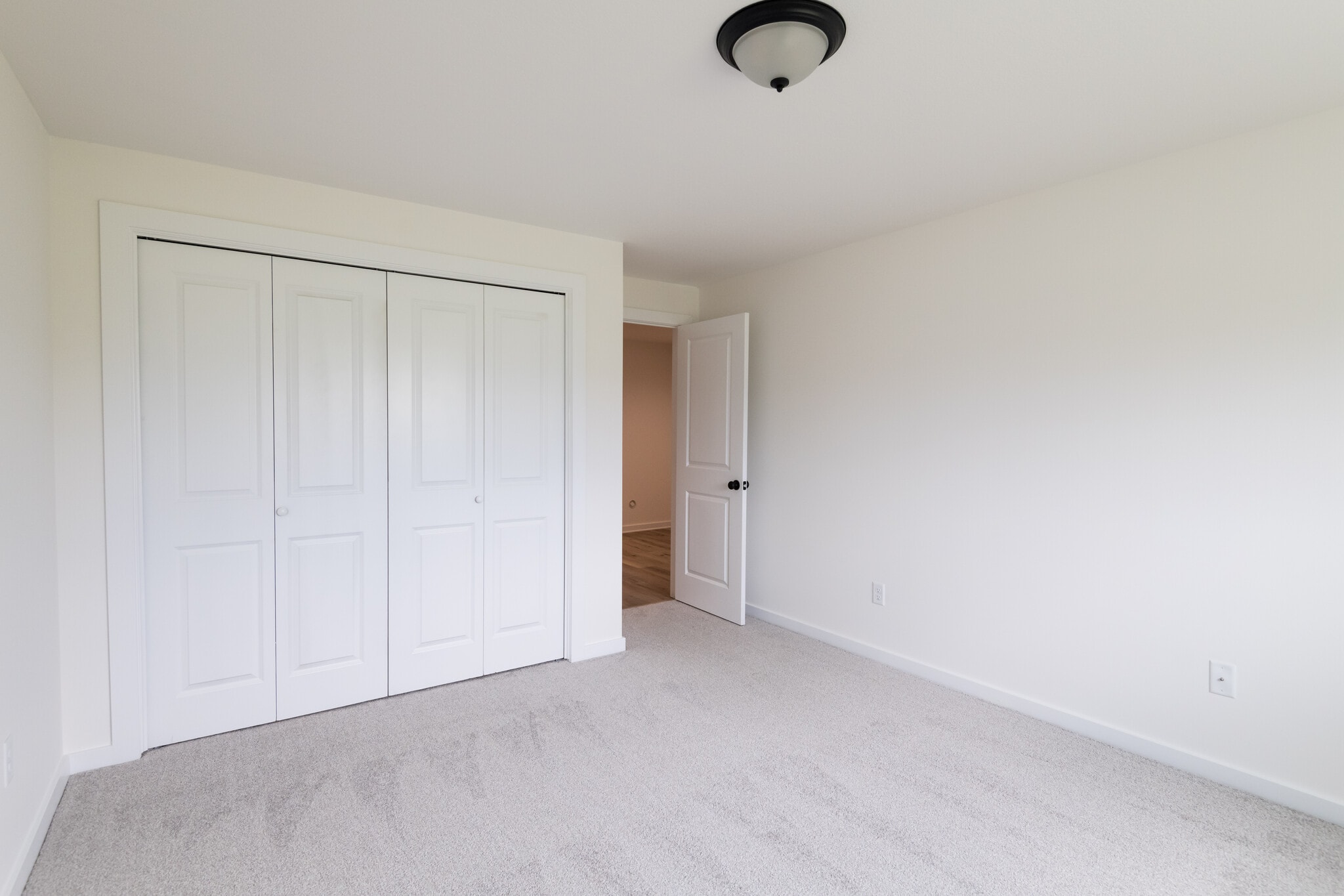 Basement - Bedroom #5 - 5347 Pinecrest Ct N