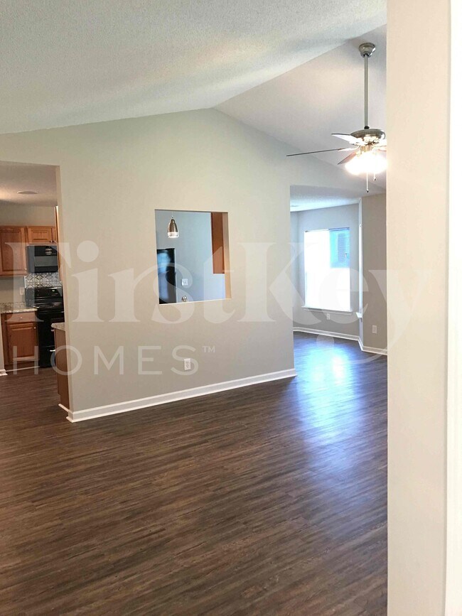 Building Photo - 120 Pointer Dr