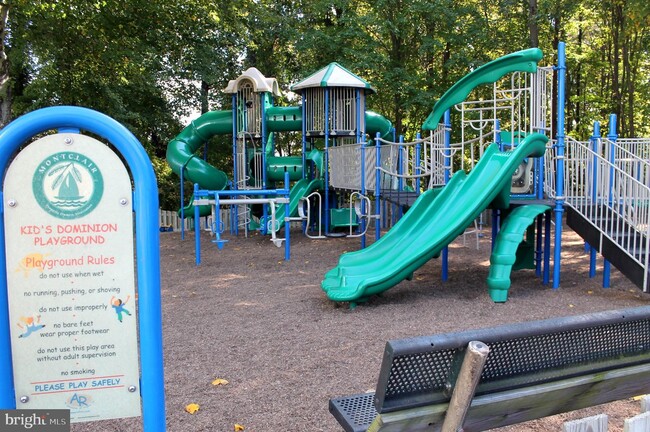 Building Photo - 15524 Royal Crescent Ct