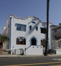 Building Photo - 2211 Ocean Ave