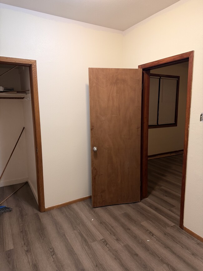 Building Photo - 2908 S Chicago Ave