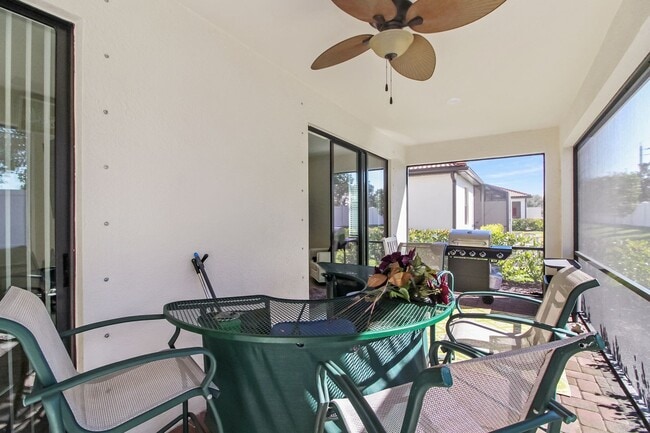 Building Photo - 9937 Haze Dr