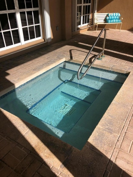 Building Photo - 100 Scotia Dr