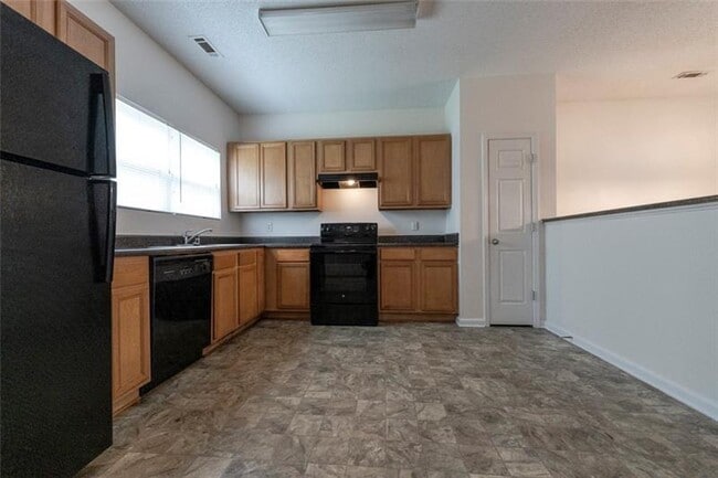 Building Photo - 6045 Capitol Knoll