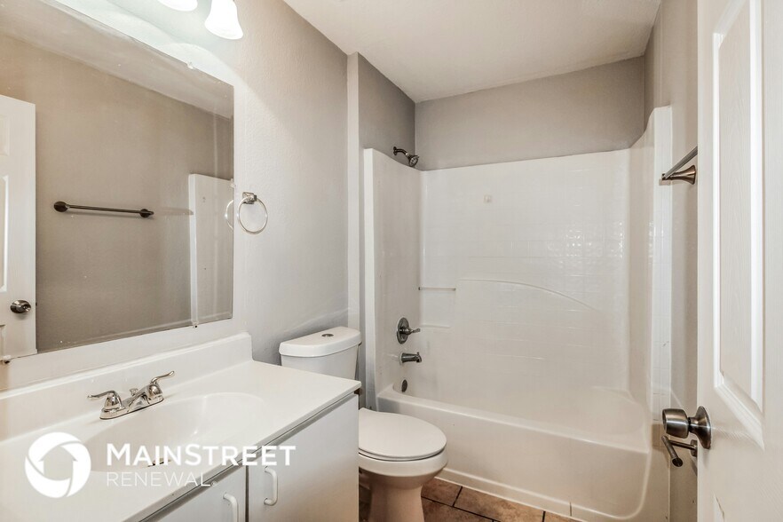 Building Photo - 3411 Gramercy Ln