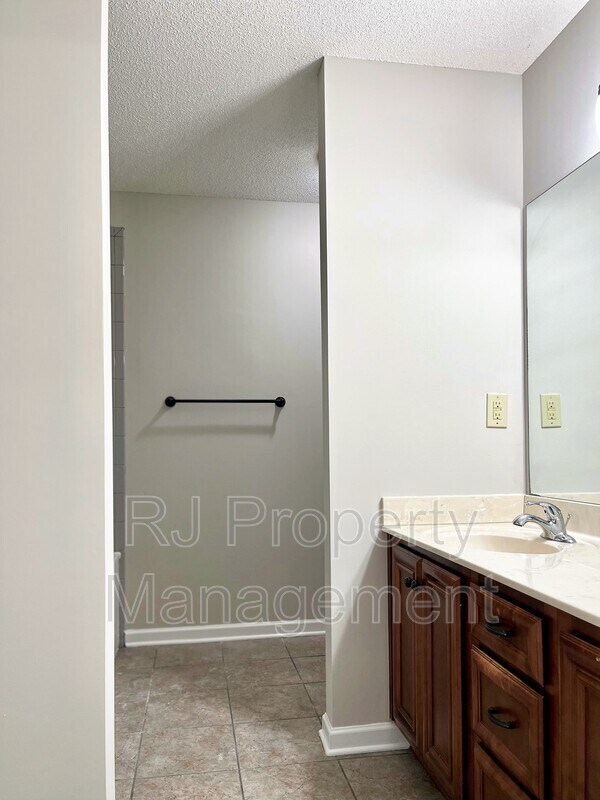 Building Photo - 1079 Harpeth Dr