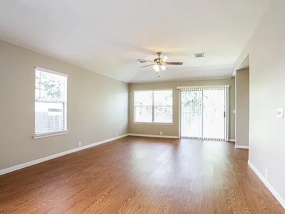 Building Photo - 6534 Bridgegate Dr