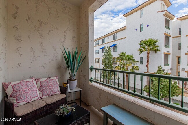 Building Photo - 2511 W Queen Creek Rd