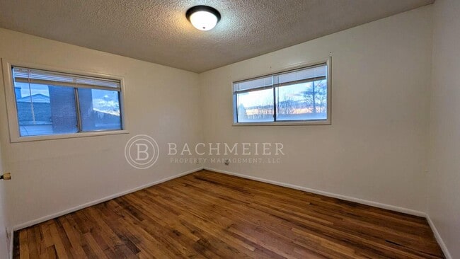 Building Photo - Charming 3-Bedroom Home with Spacious Backyard & Office