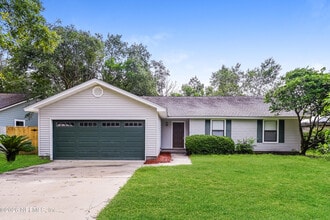 Building Photo - 12845 Julington Forest Dr E