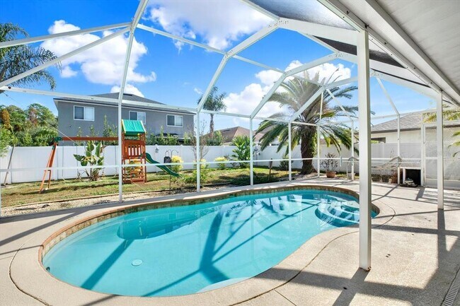 Building Photo - 4732 Barchetta Dr