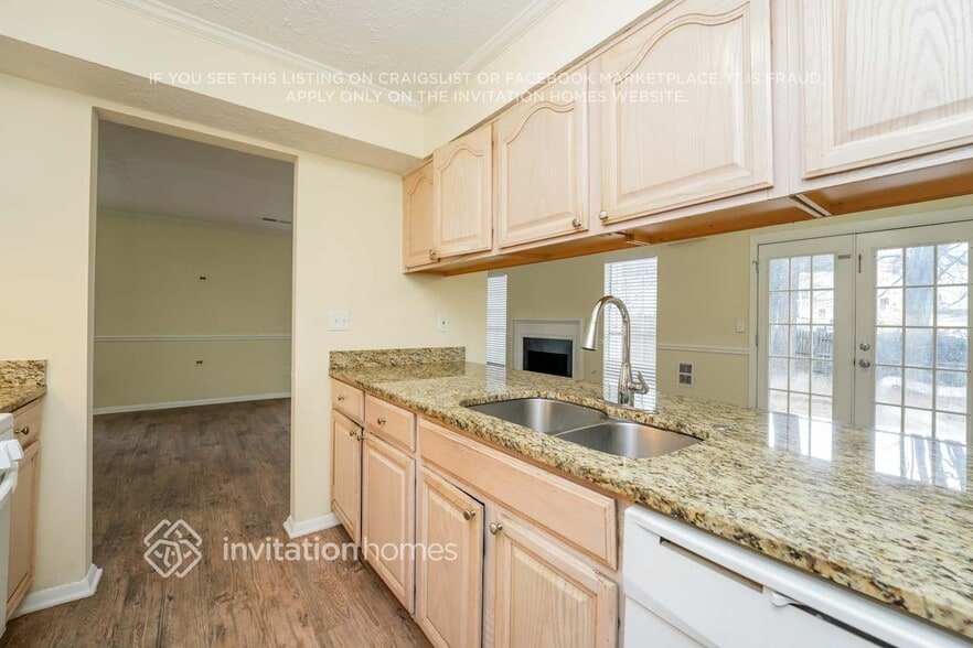 Building Photo - 1642 Imperial Ct