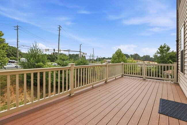 Building Photo - 5714 Richmanor Terrace