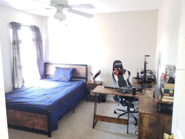 Building Photo - 16530 Cedar Crest Dr