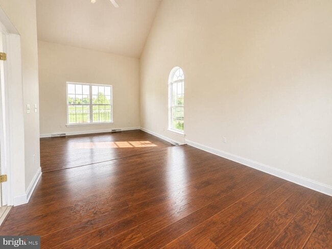 Building Photo - 1302 Ponderosa Dr