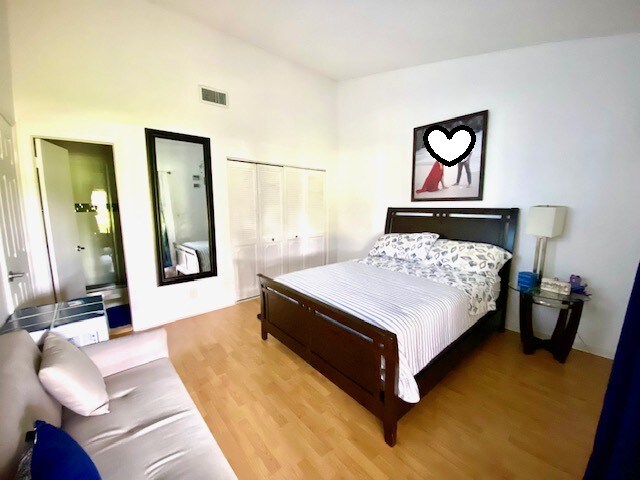 Primary Photo - 8325 NW 37th St