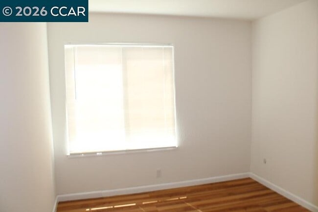 Building Photo - 2152 Blue Jay Cir