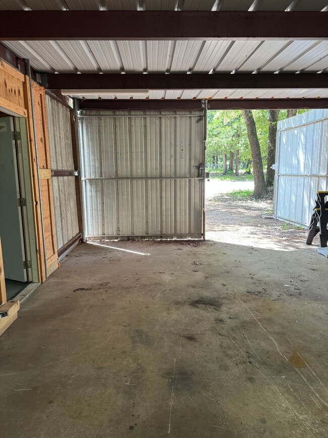 Building Photo - 1395 Blackjack Rd