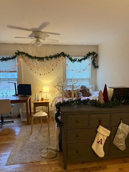 bedroom - 955 Oglethorpe Ave