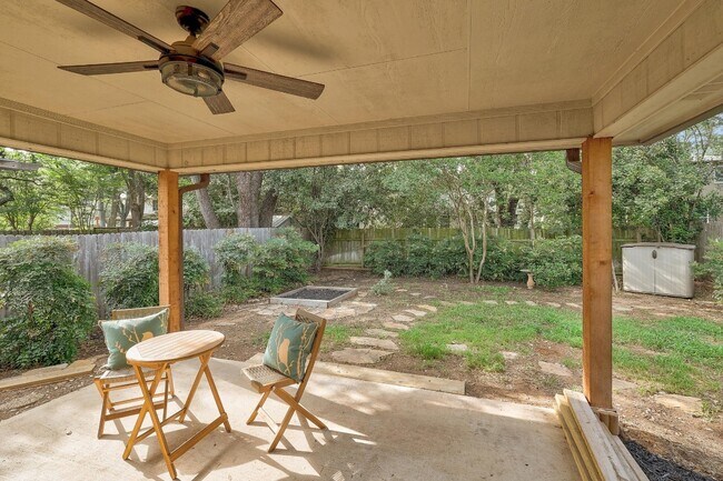 Building Photo - 13413 Bolivia Dr