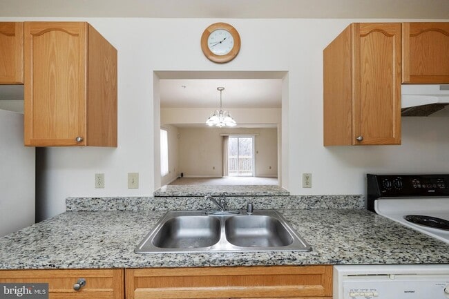 Building Photo - 4429 Blue Heron Way