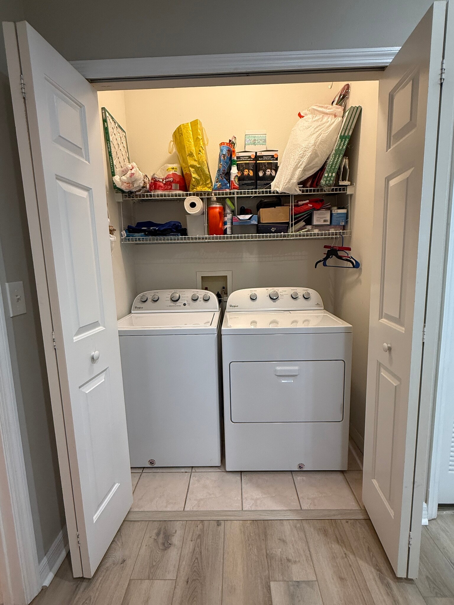 Laundry room - 9410 Georgian Park Ln
