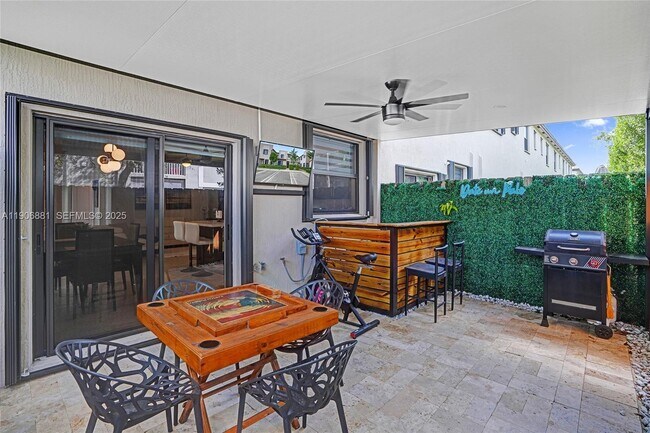 Building Photo - 391 NE 208th Terrace